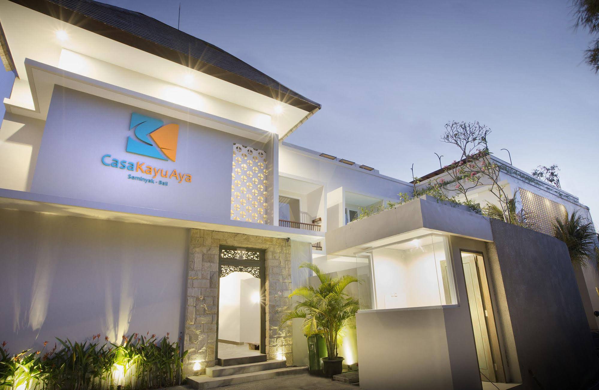 Hola Seminyak
