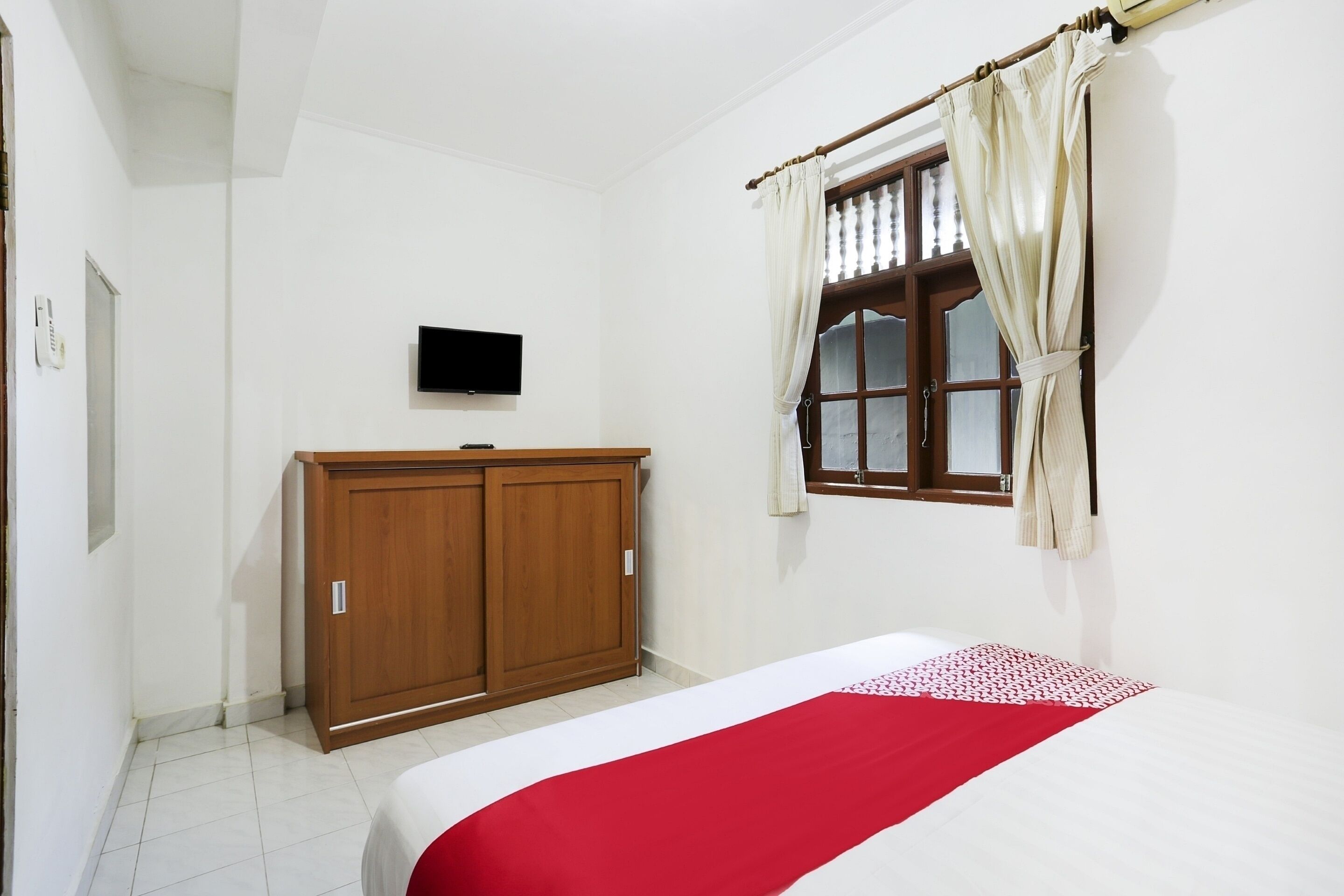 Ceria Guesthouse Seminyak by OYO Rooms
