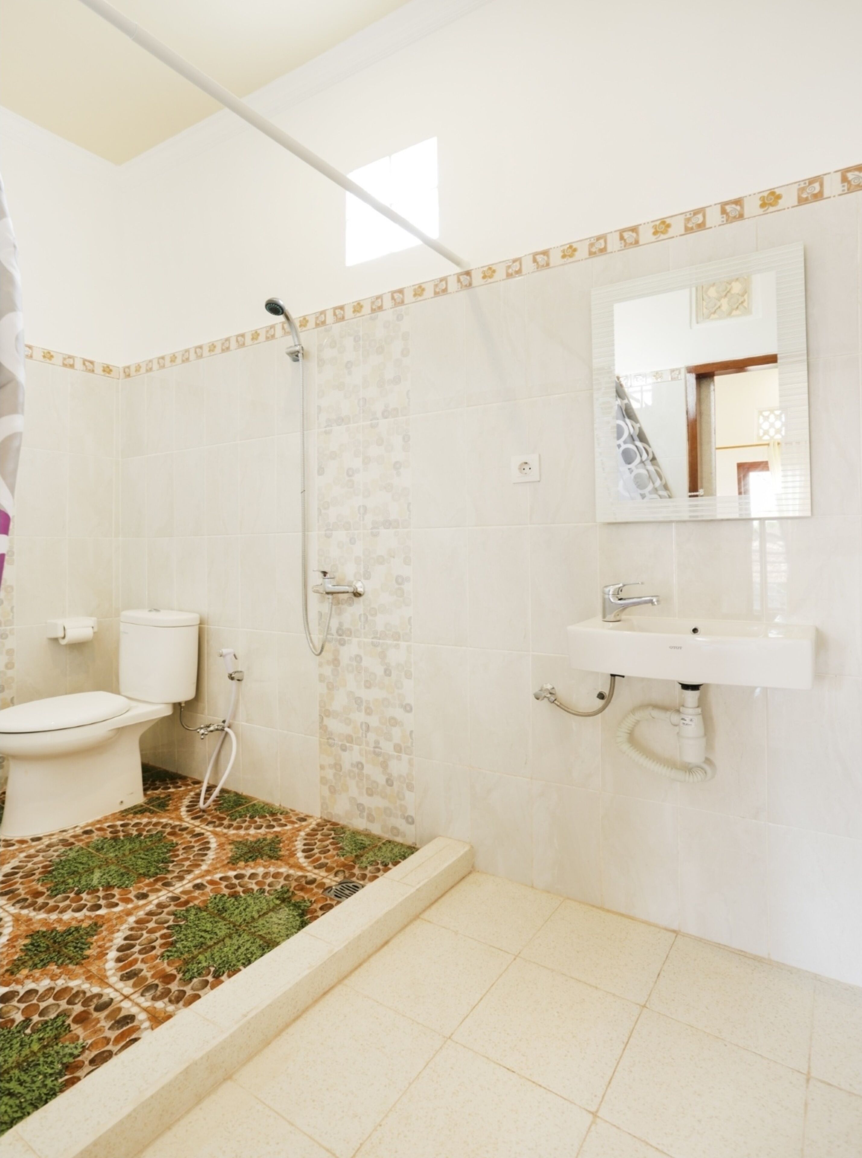 Ceria Guesthouse Seminyak by OYO Rooms