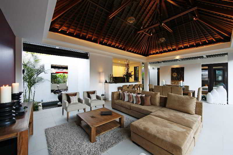 Chandra Villas