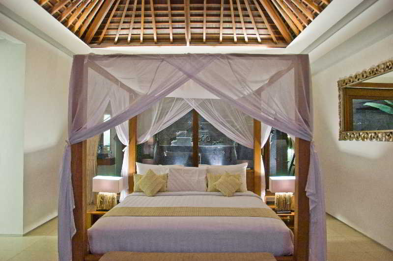 Chandra Villas