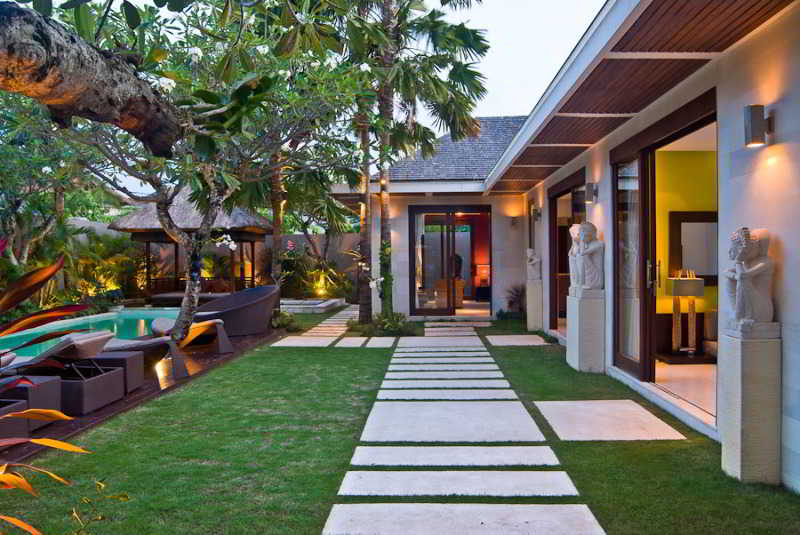 Chandra Villas