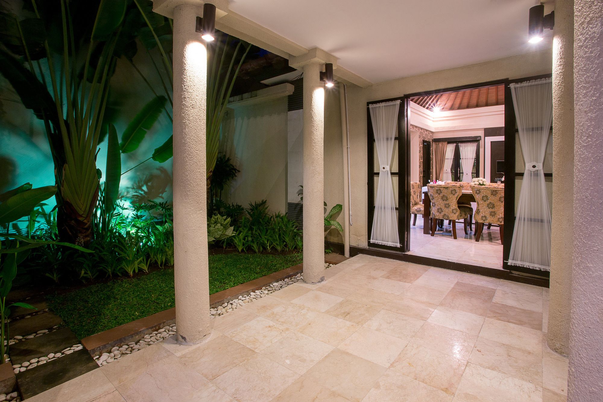 Cometa Villas
