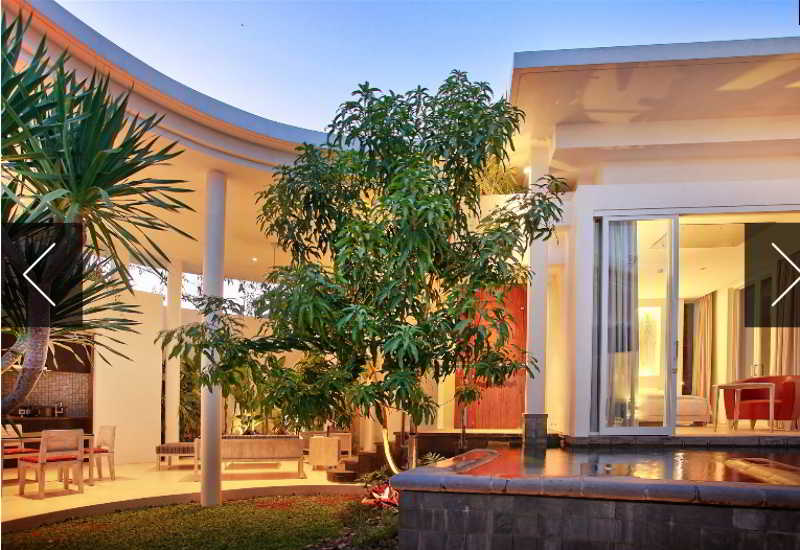 Delmango Villa Estate