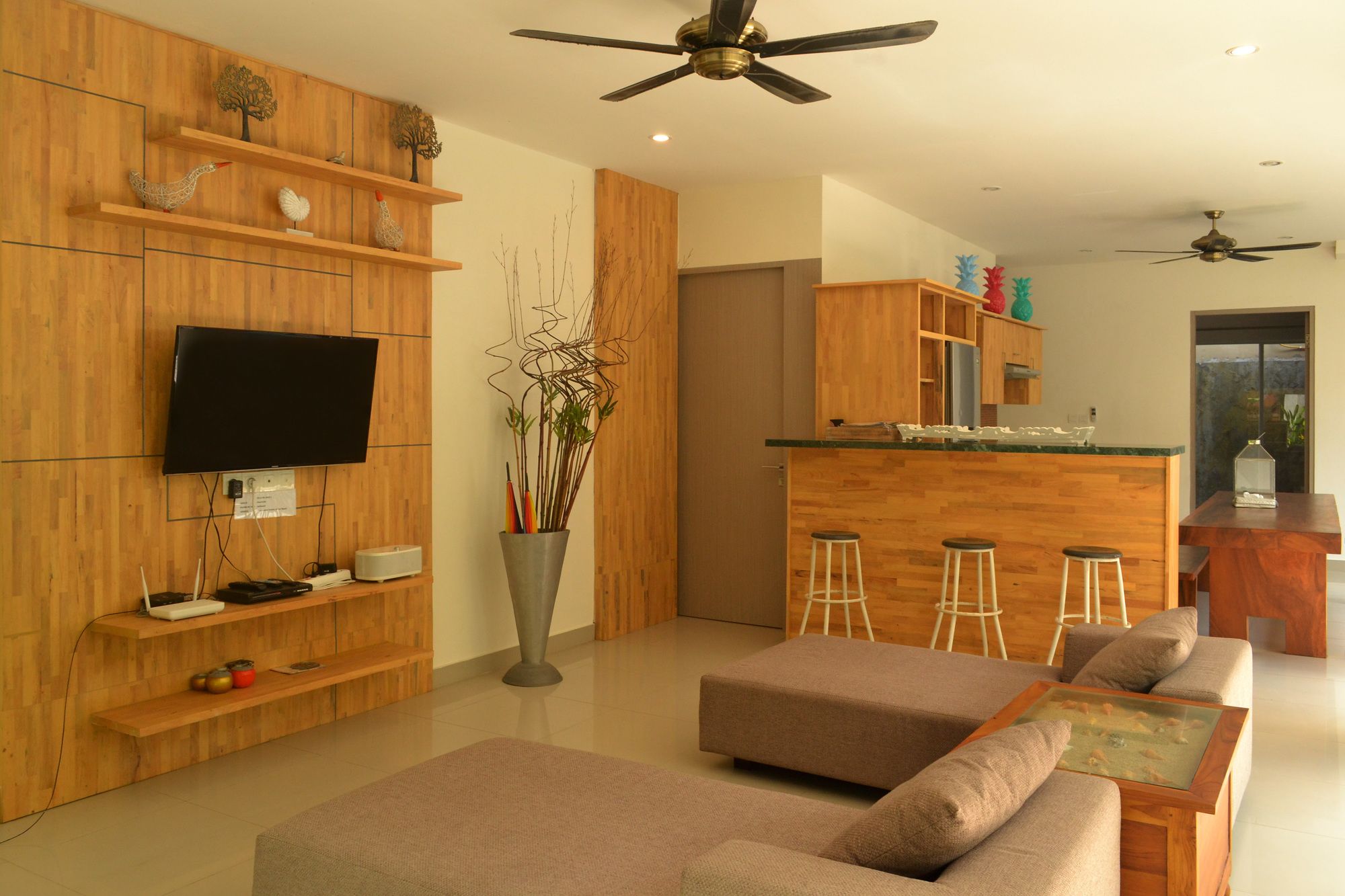 Del Mar Beach Villas