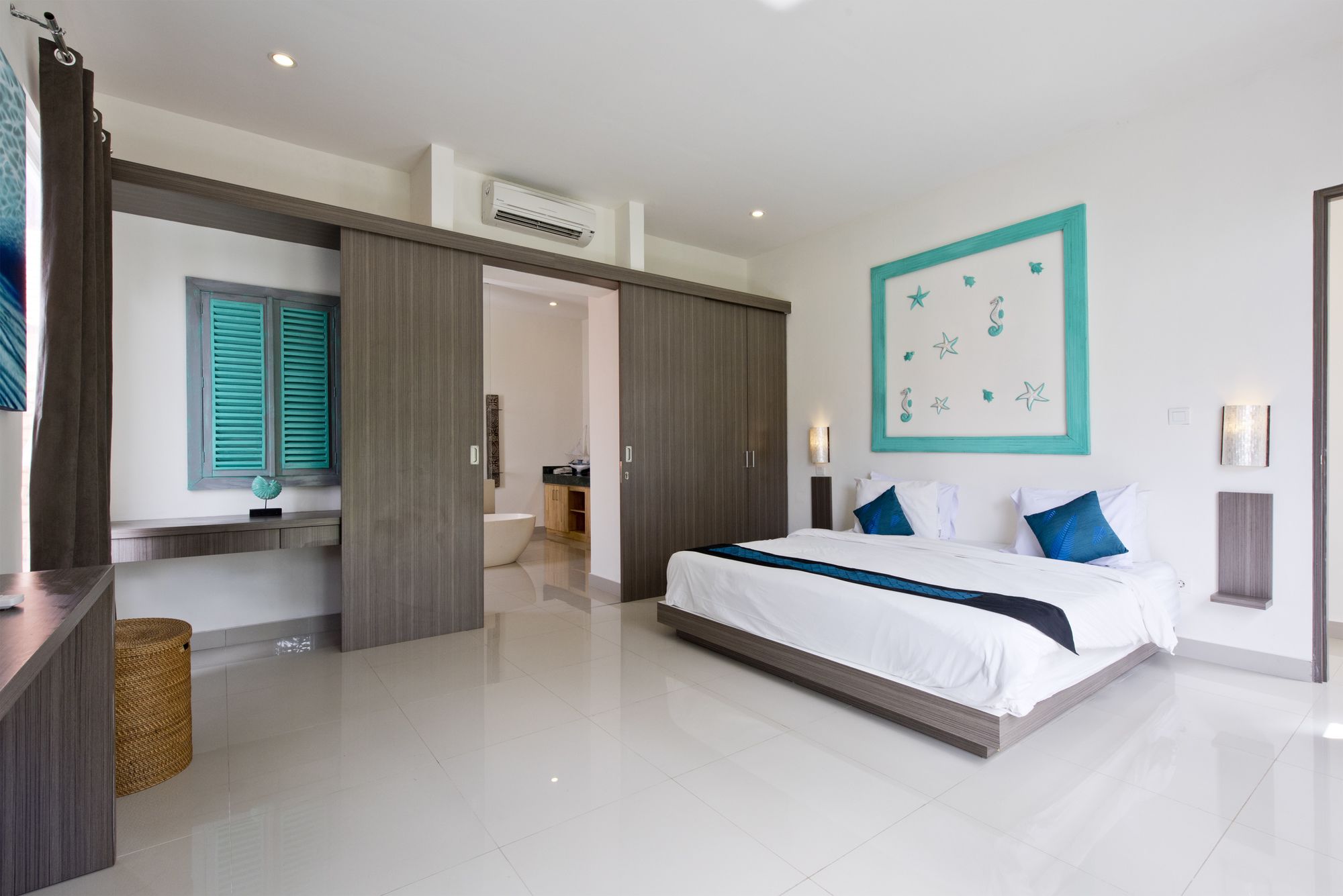 Del Mar Beach Villas