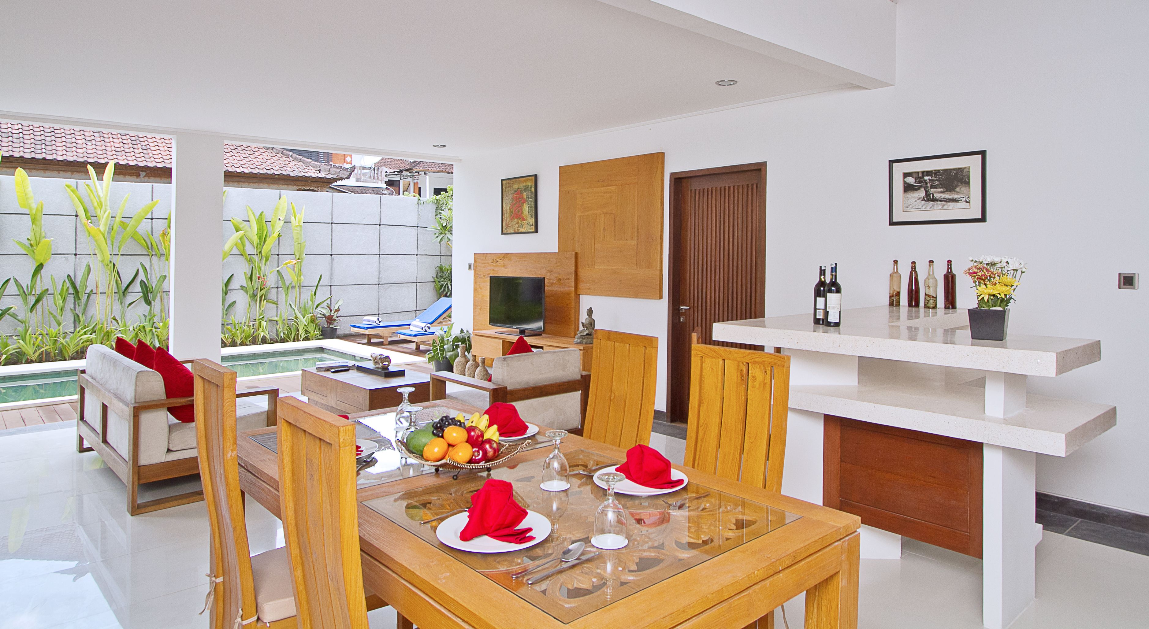 Delu Villas & Suites