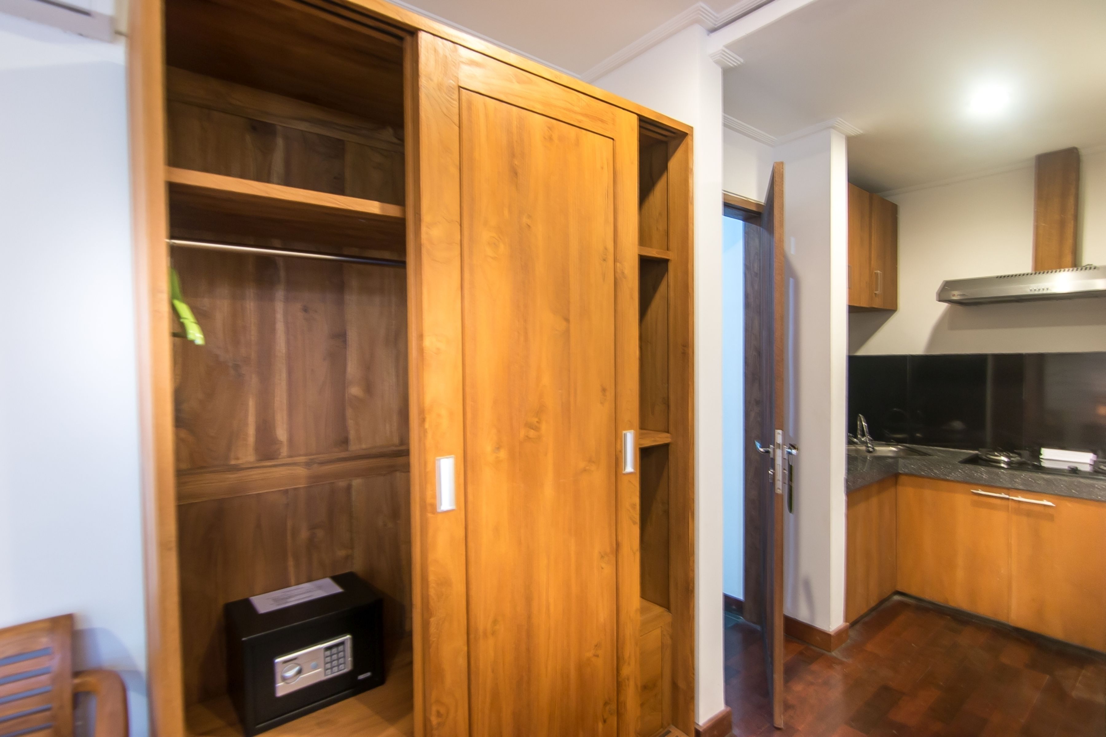 Delu Villas & Suites