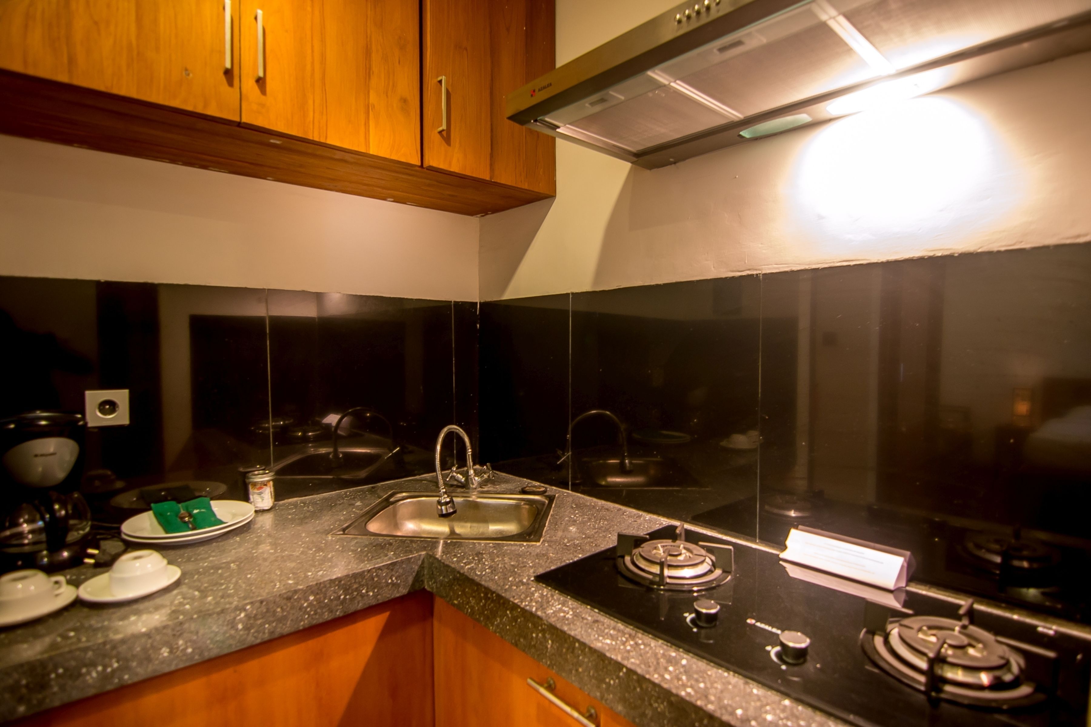 Delu Villas & Suites