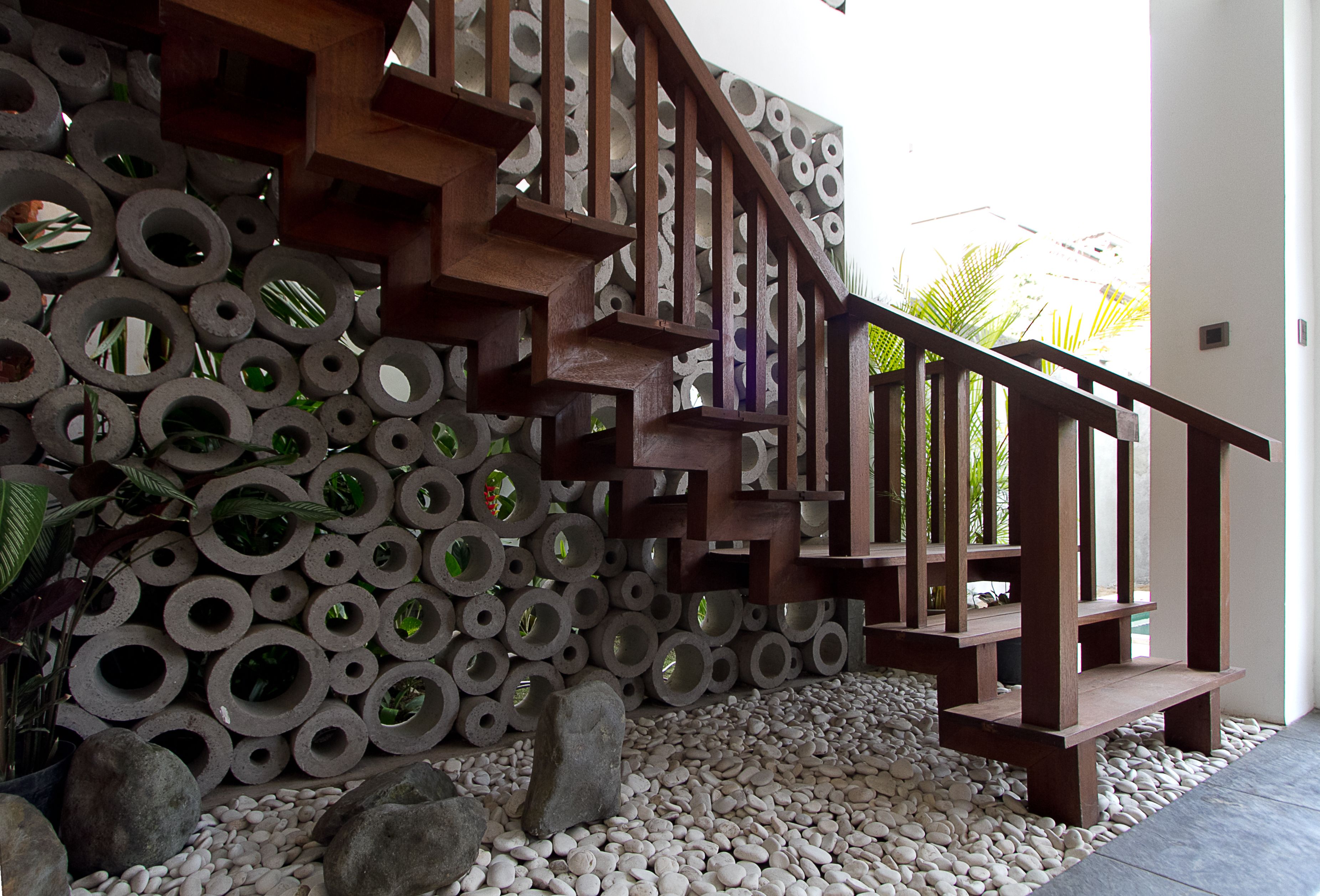 Delu Villas & Suites