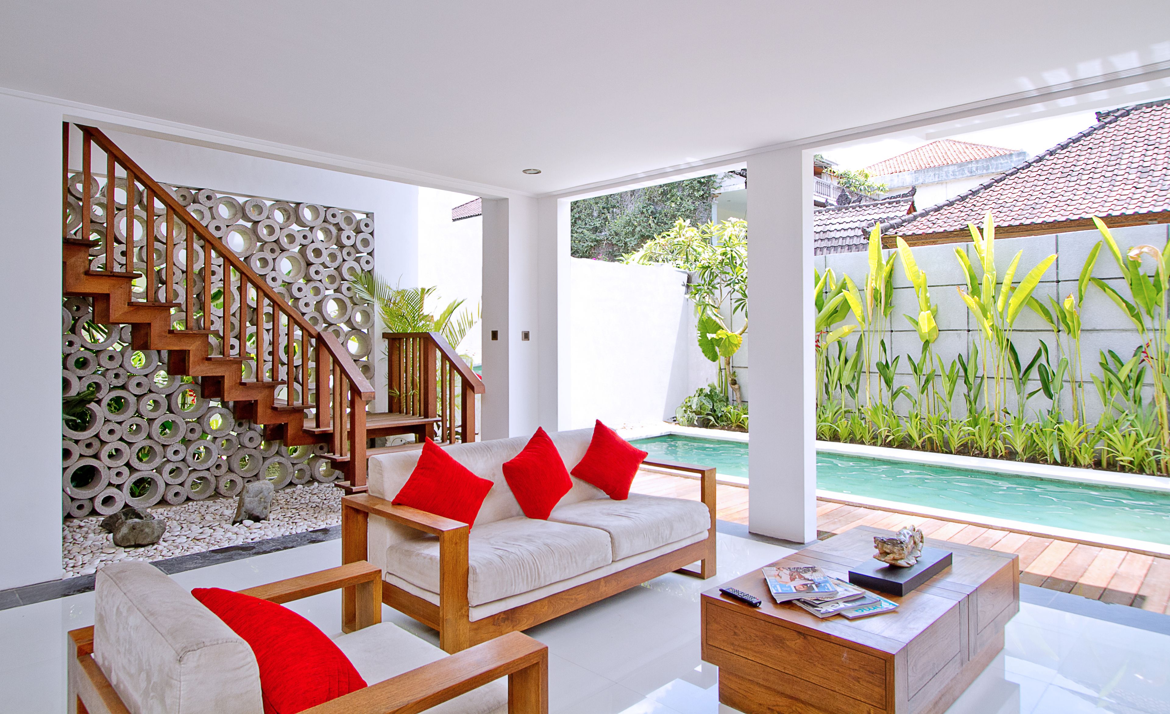 Delu Villas & Suites