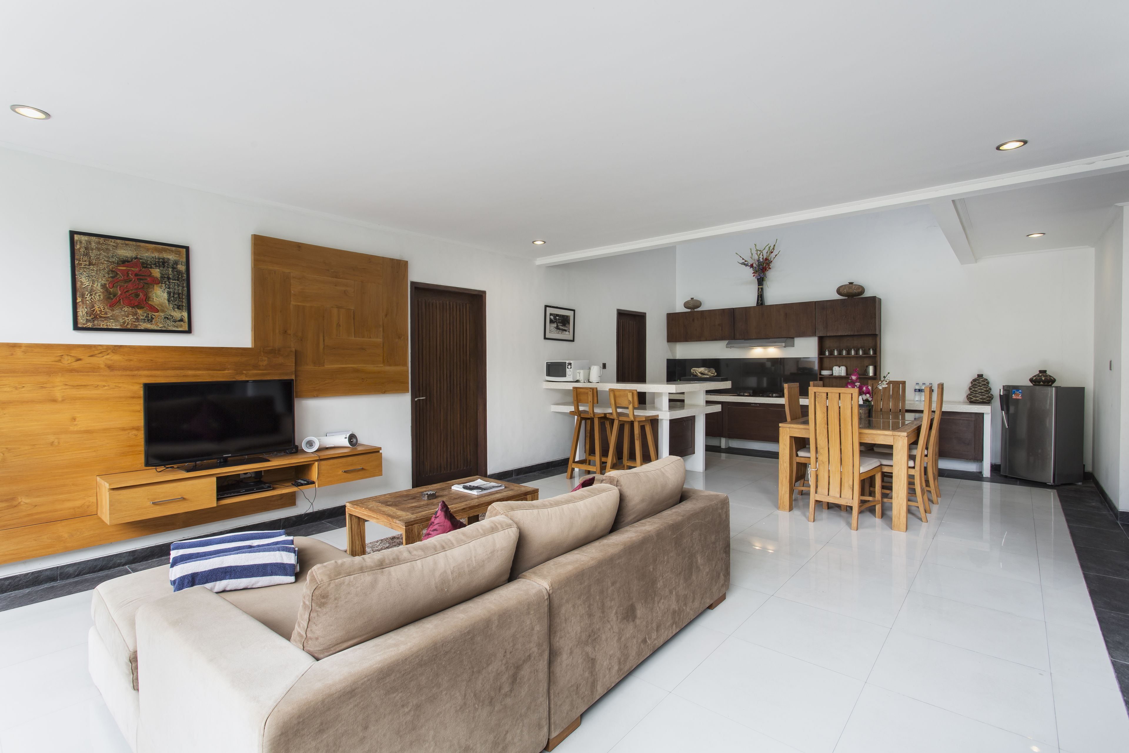 Delu Villas & Suites