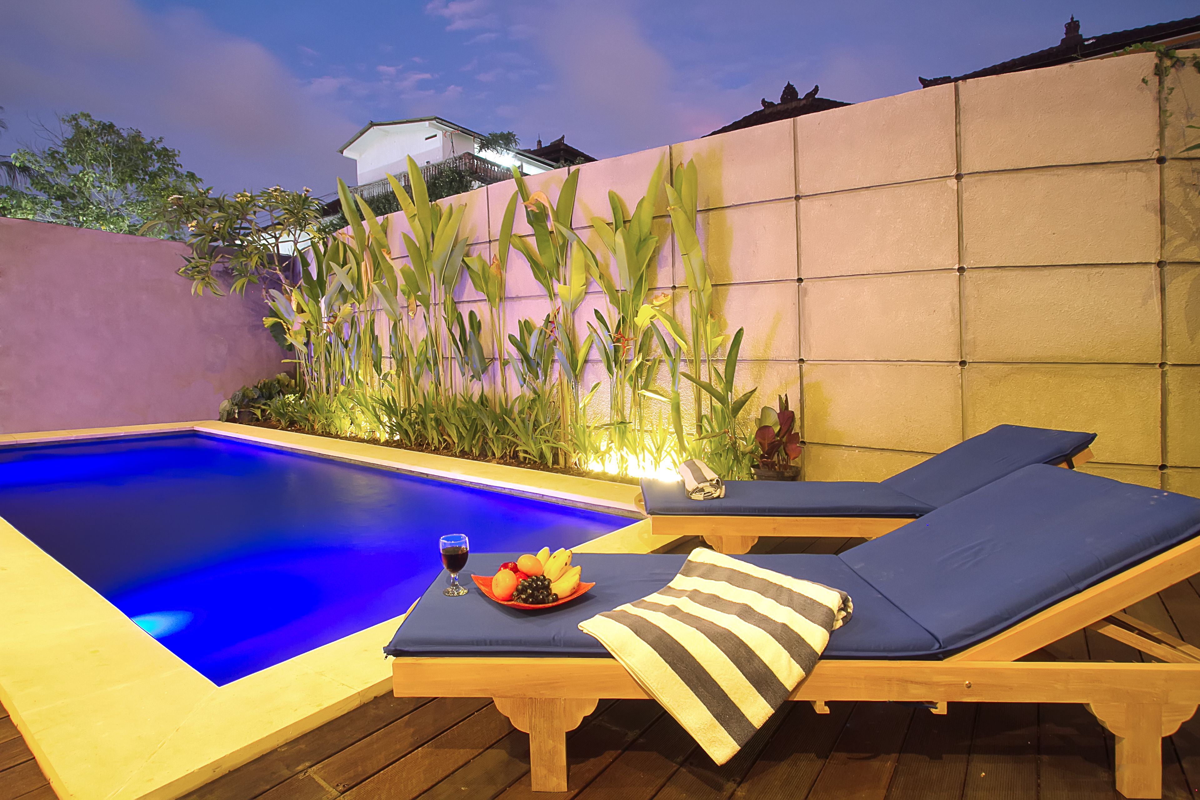 Delu Villas & Suites