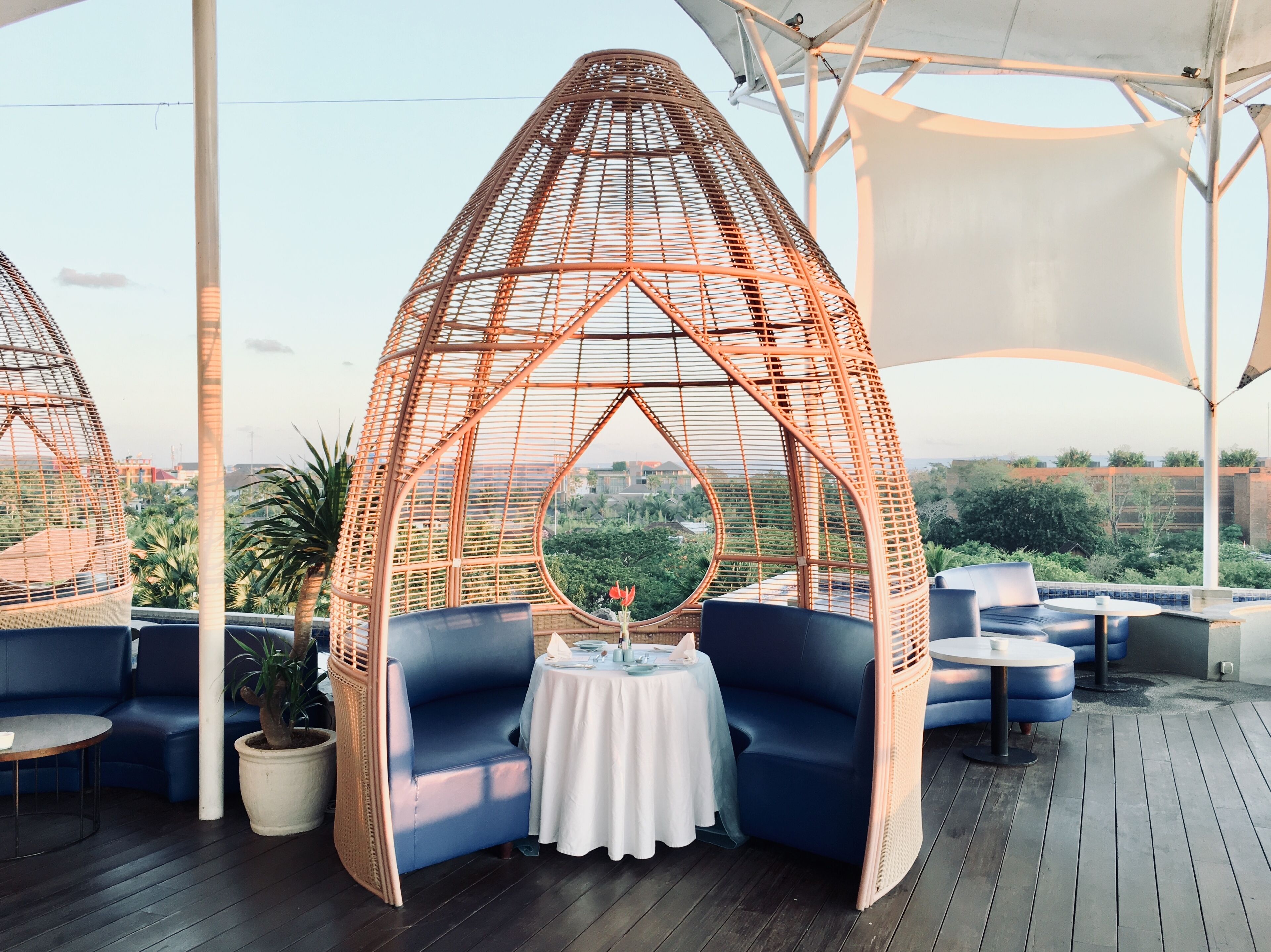 de Vins Sky Seminyak Hotel