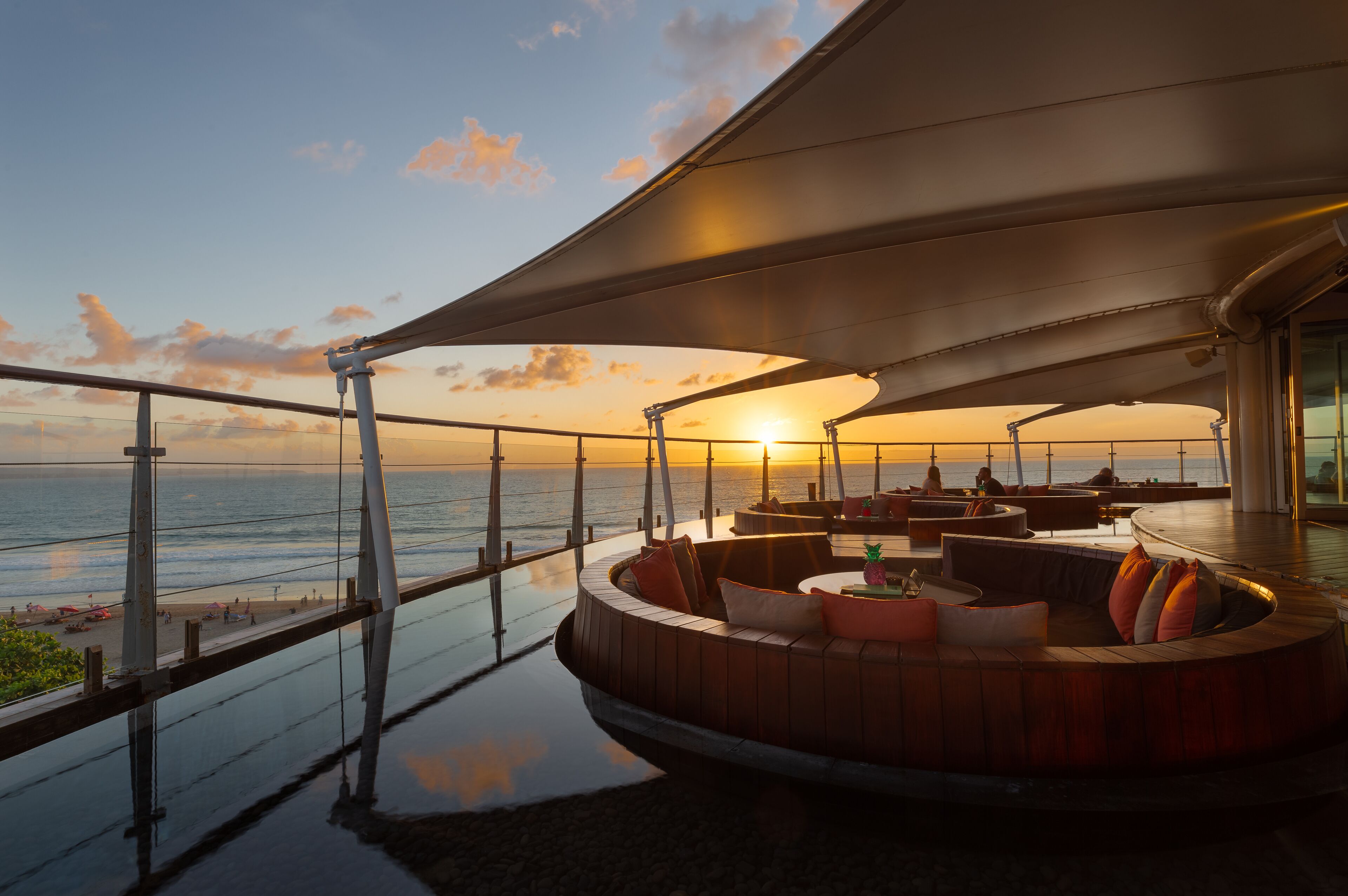 Double Six Luxury Hotel