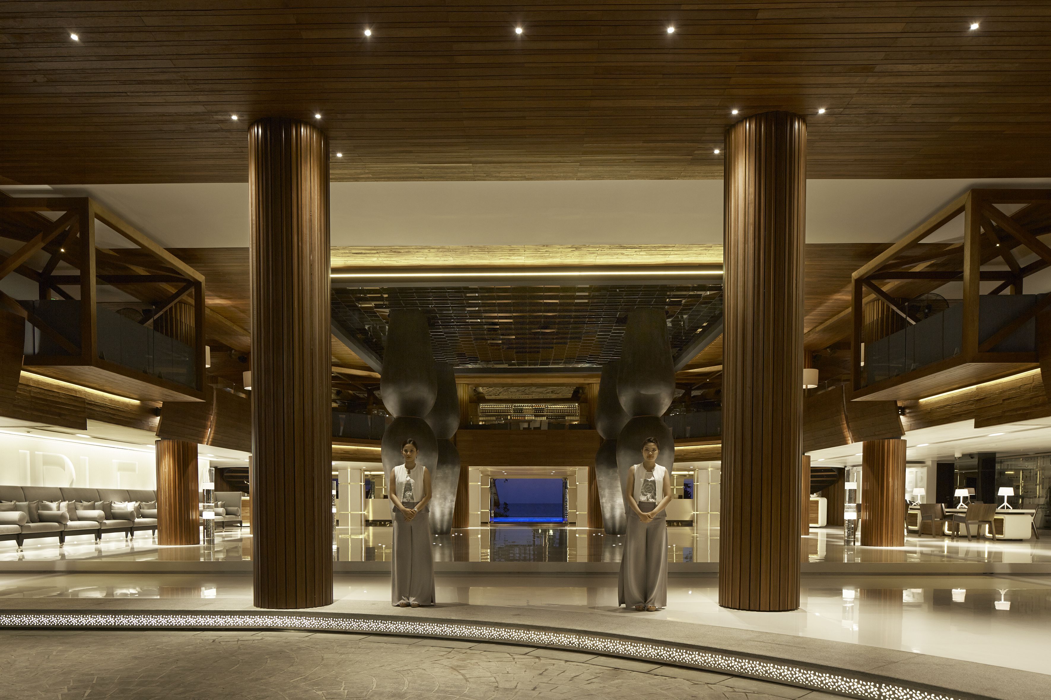 Double Six Luxury Hotel