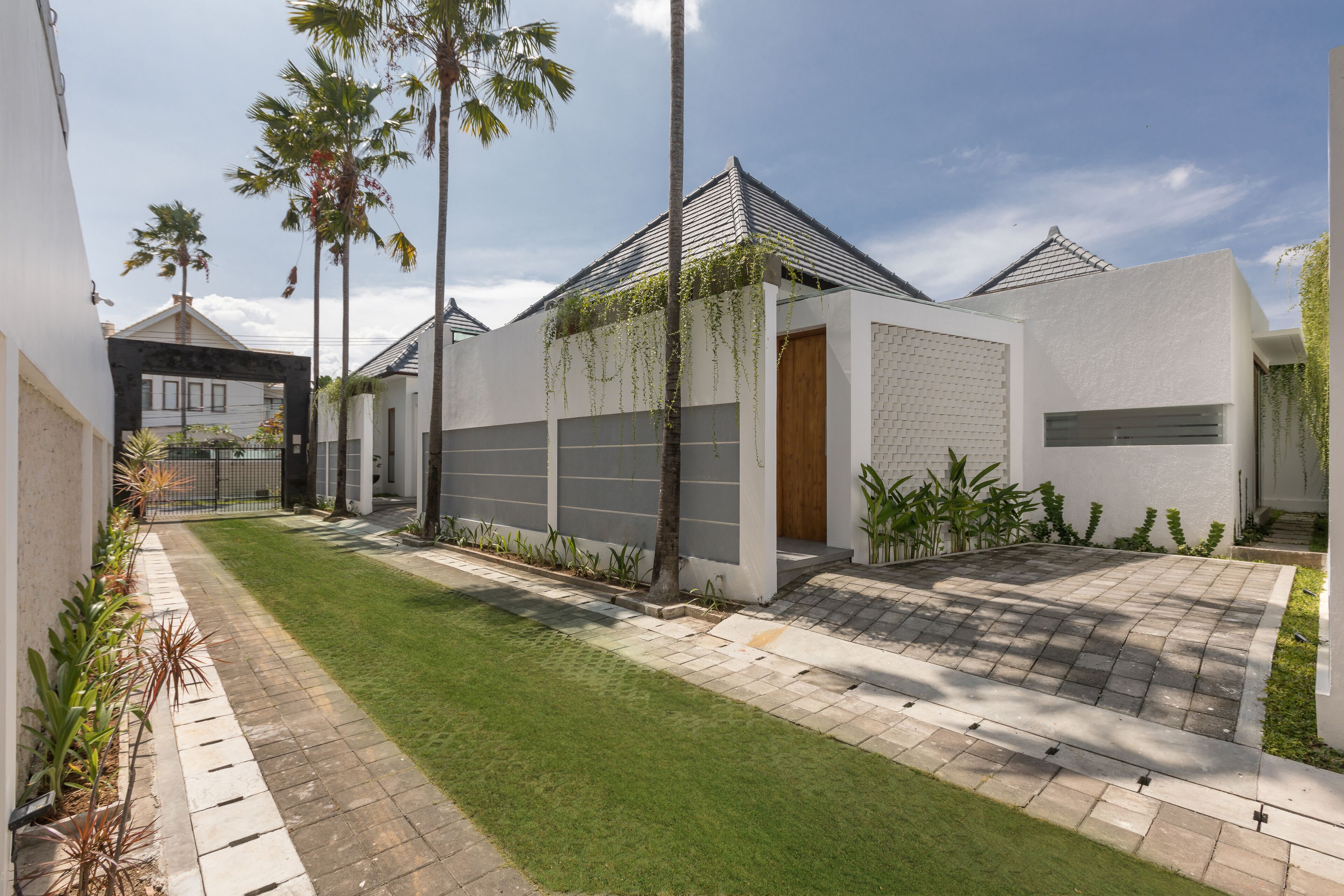 Fenosa Seminyak Villas By Nagisa Bali