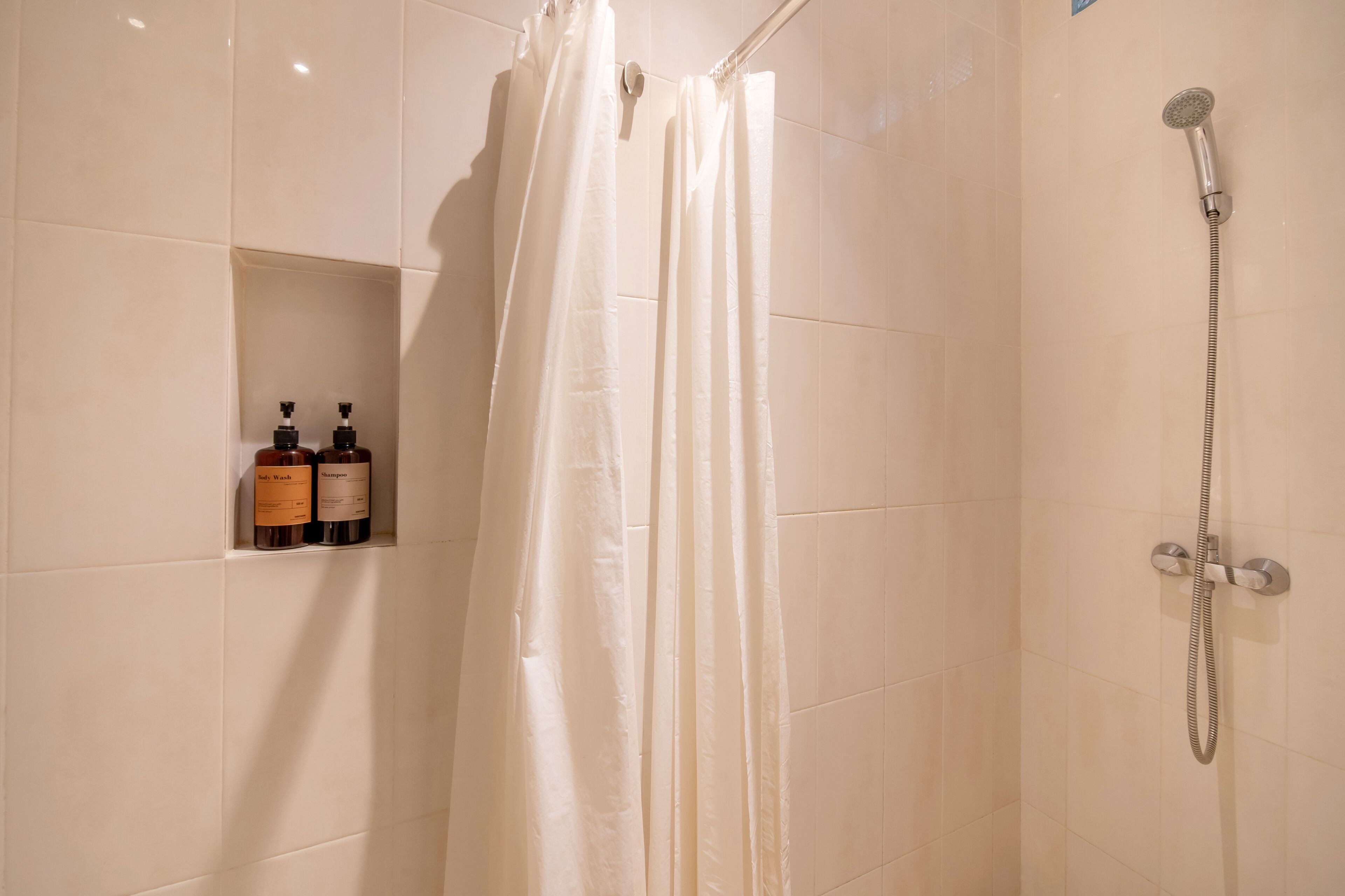 Gelatik Bed and Breakfast - Hostel