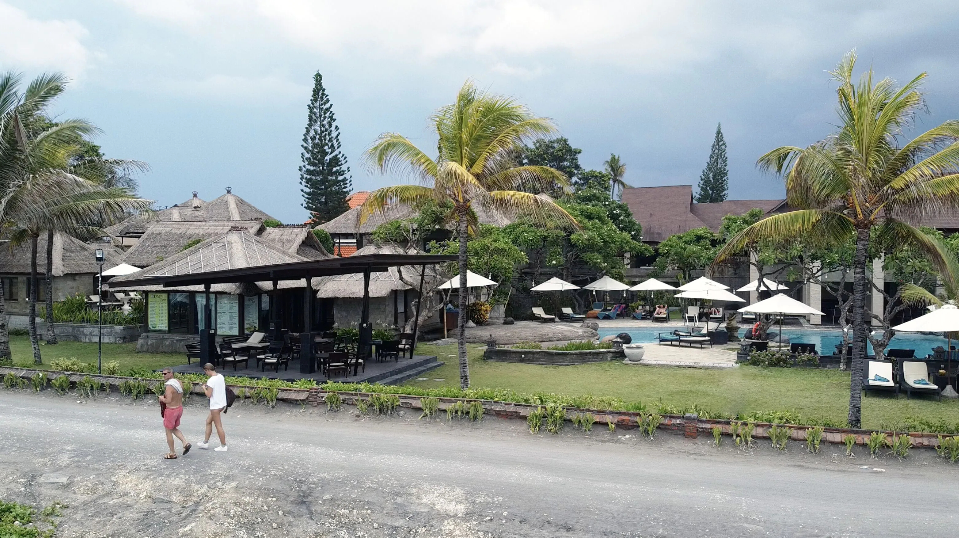 Grand Balisani Suites