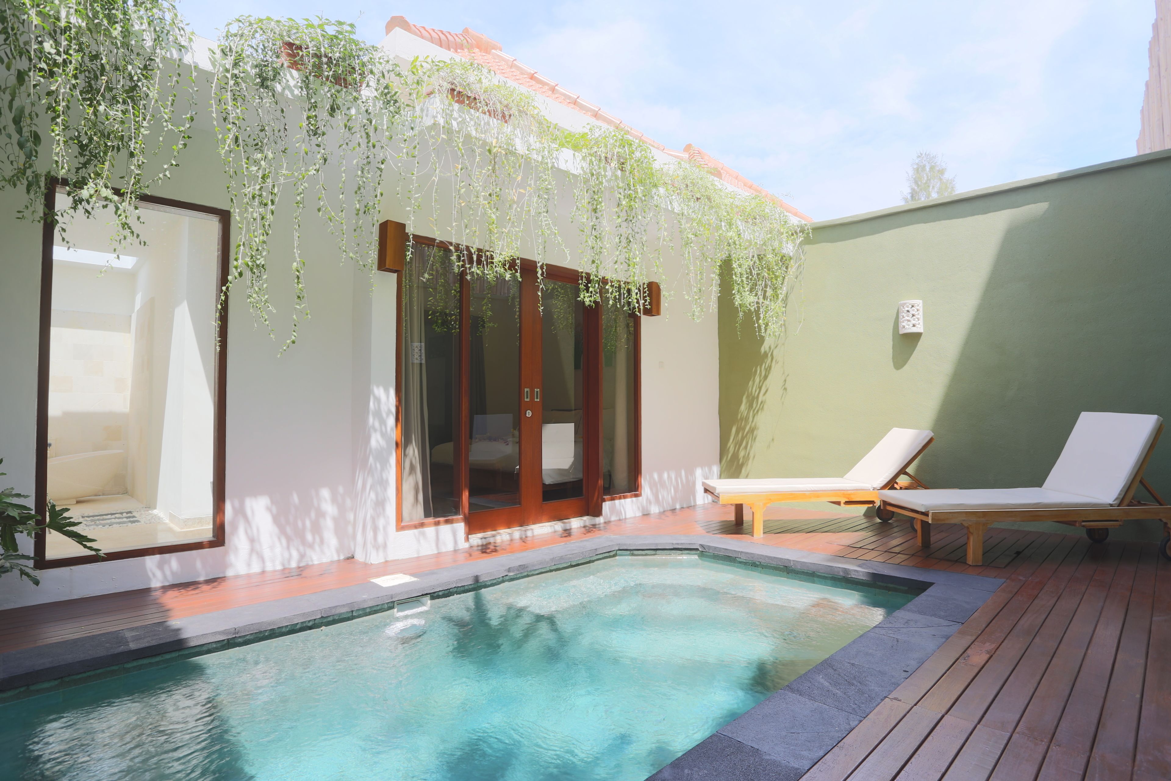 Jas Green Villas and Spa