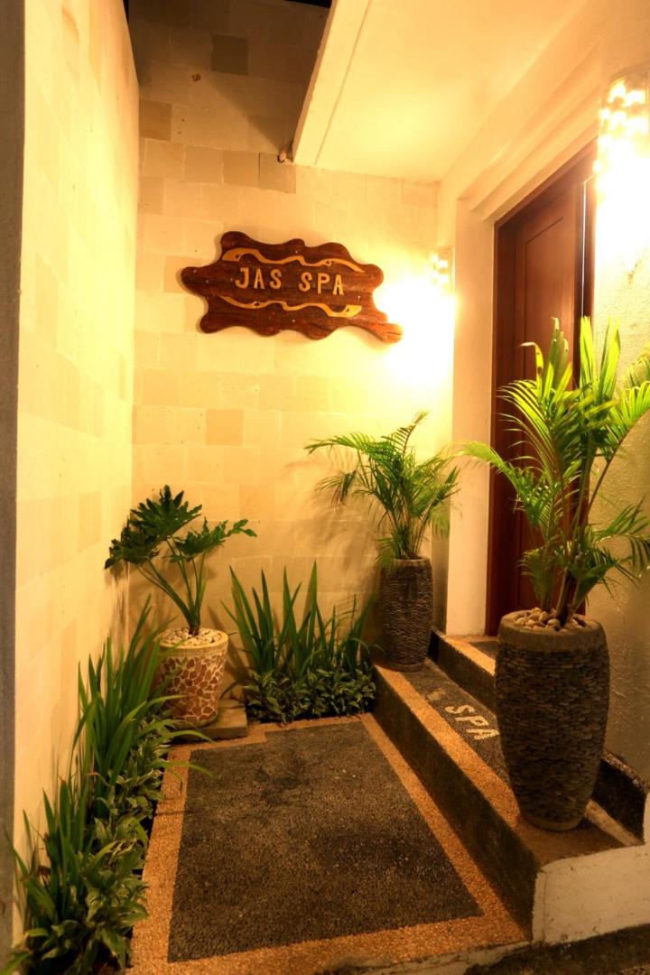Jas Green Villas and Spa