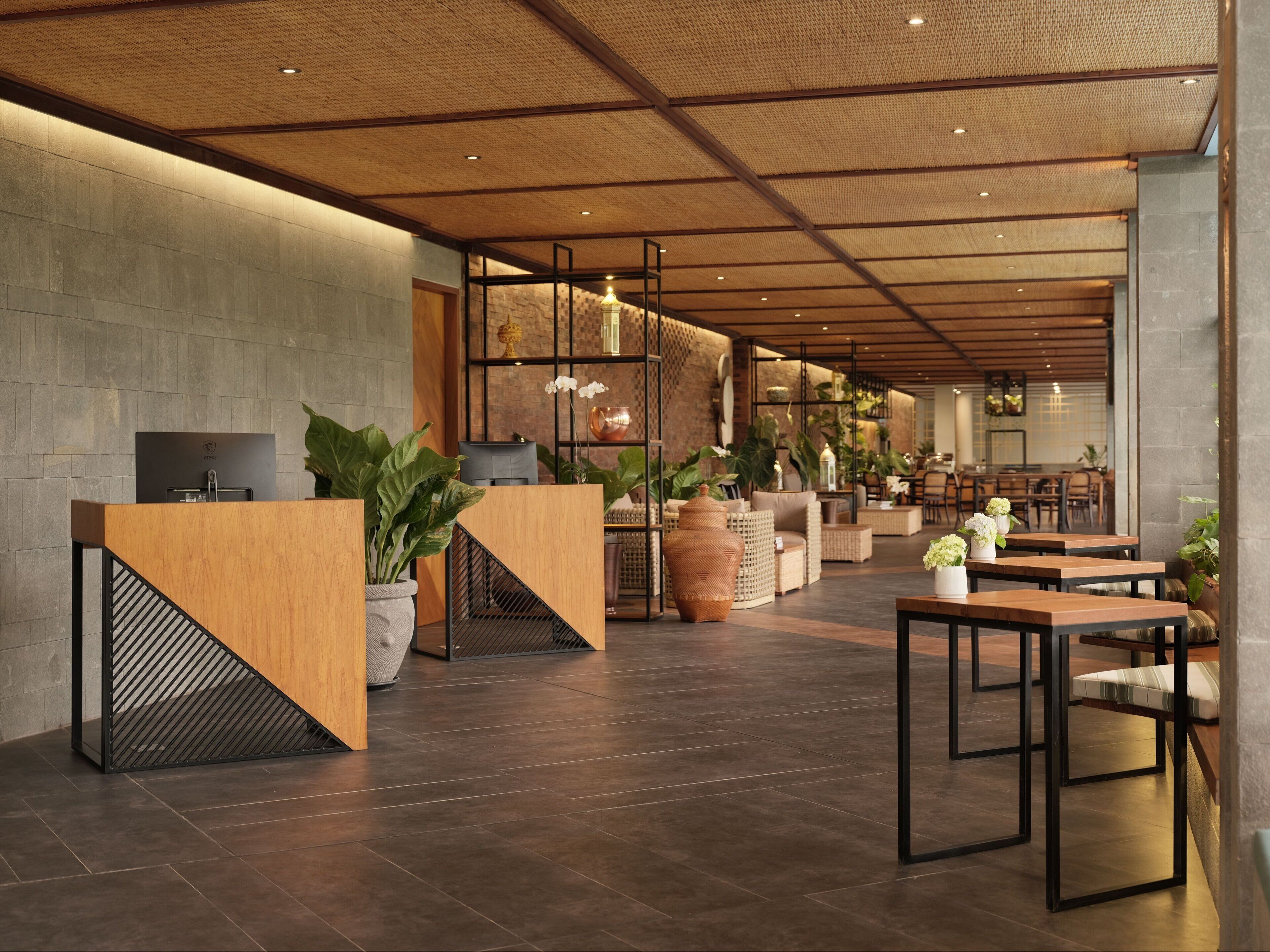 Kayumas Seminyak Resort