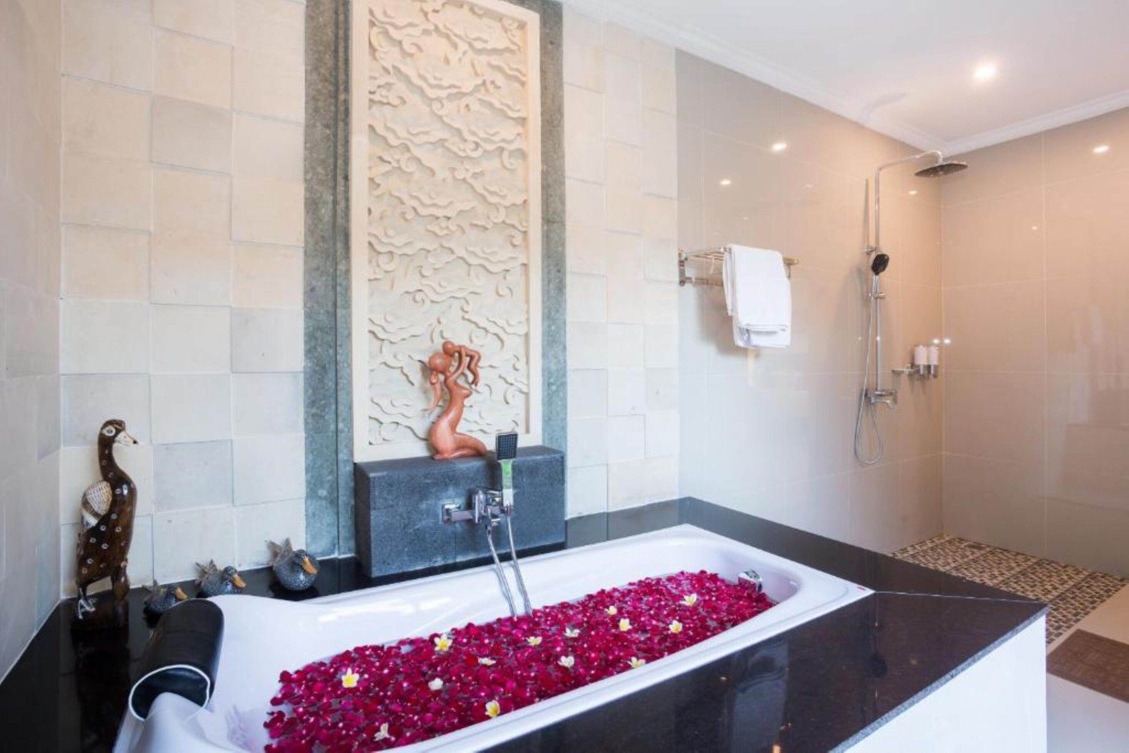 Kubu Petitenget Suite