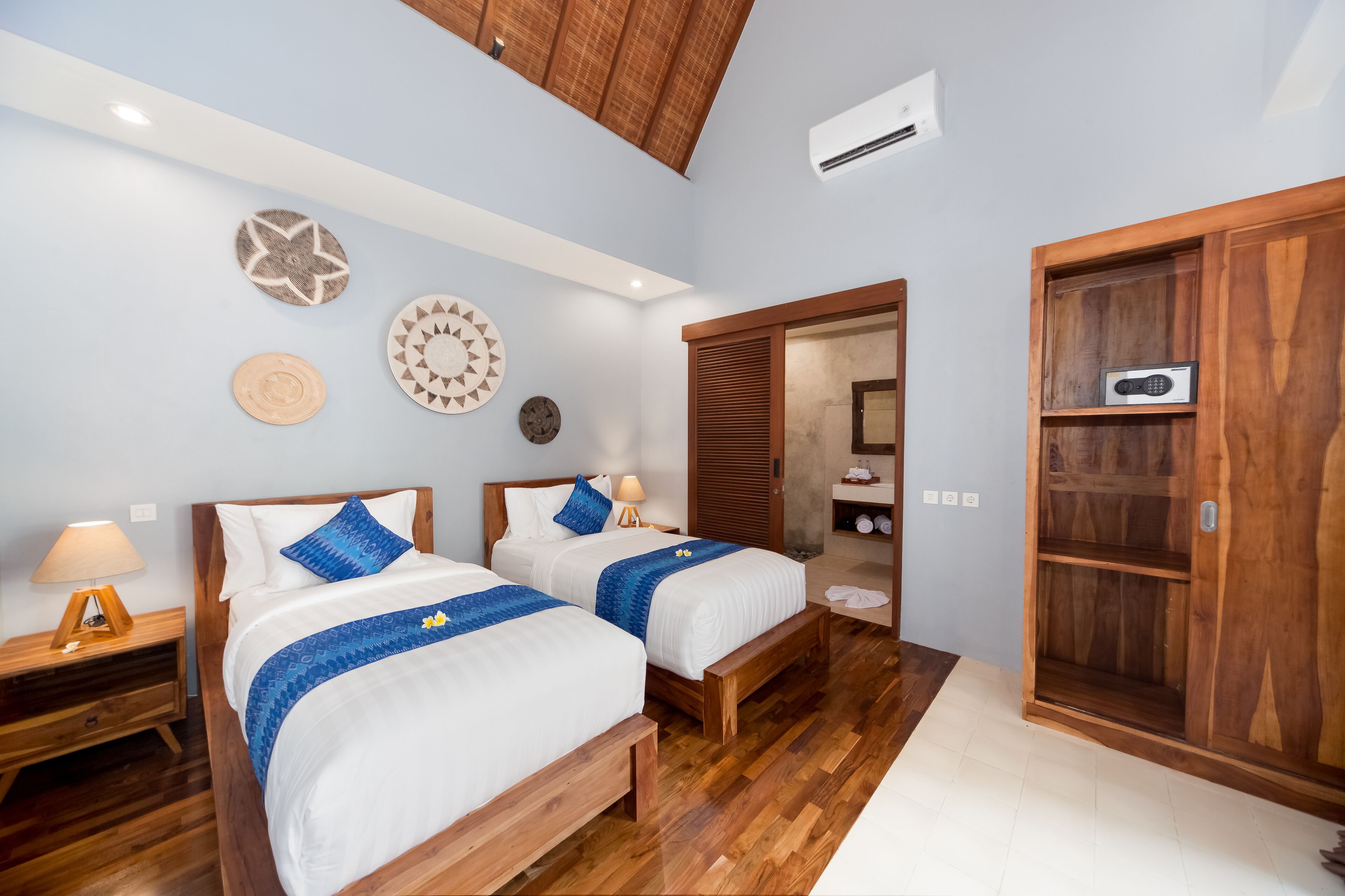 Kusuma Living & Villas