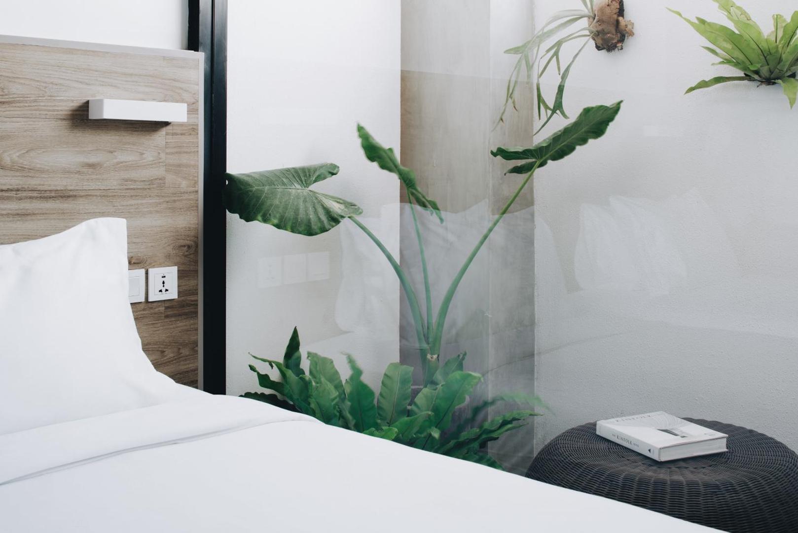 Lloyd's Inn Bali