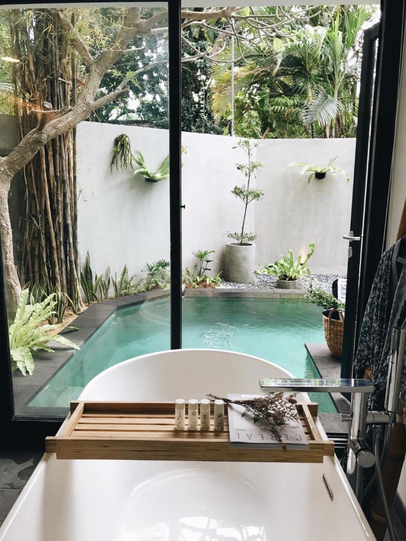 Lloyd's Inn Bali