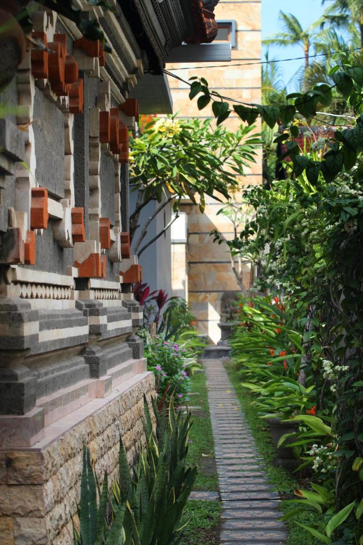 Lotus Tirta Hotel
