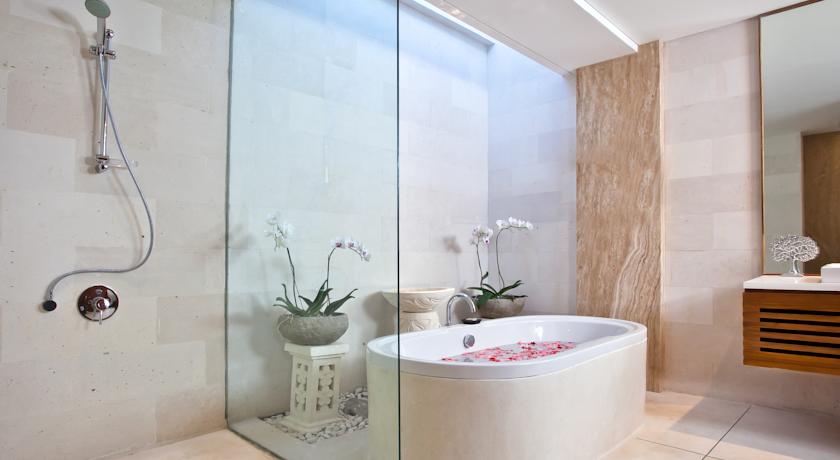 Maca Villas and Spa