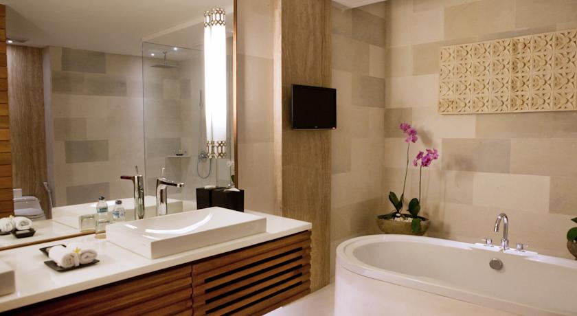 Maca Villas and Spa