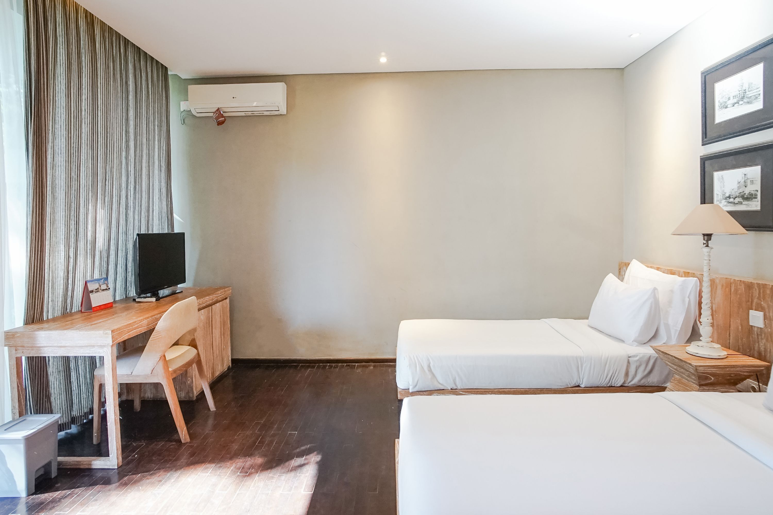 Manda Villa