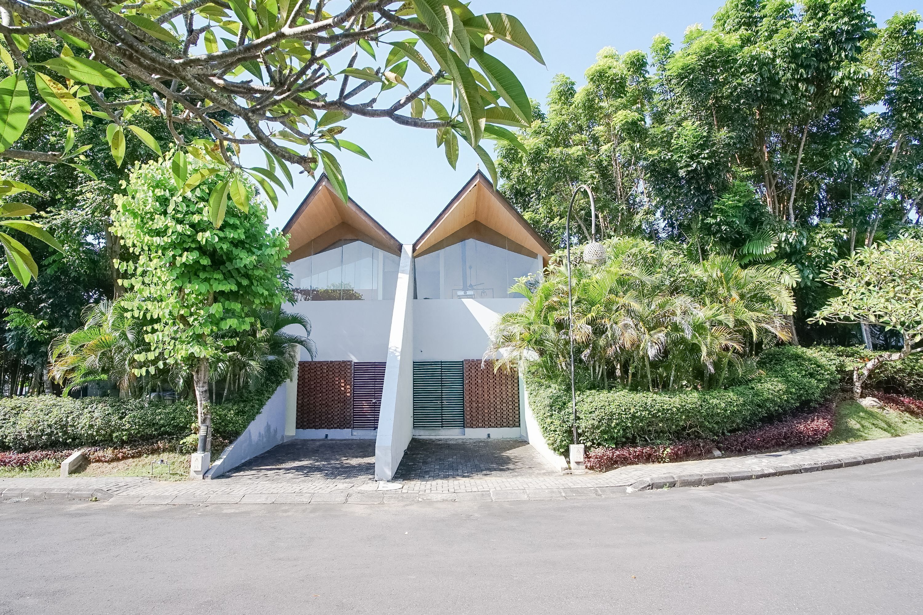 Manda Villa