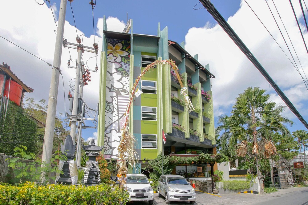 Nikhila Seminyak