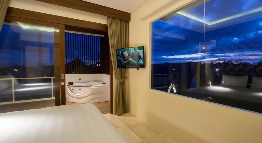 M Suite