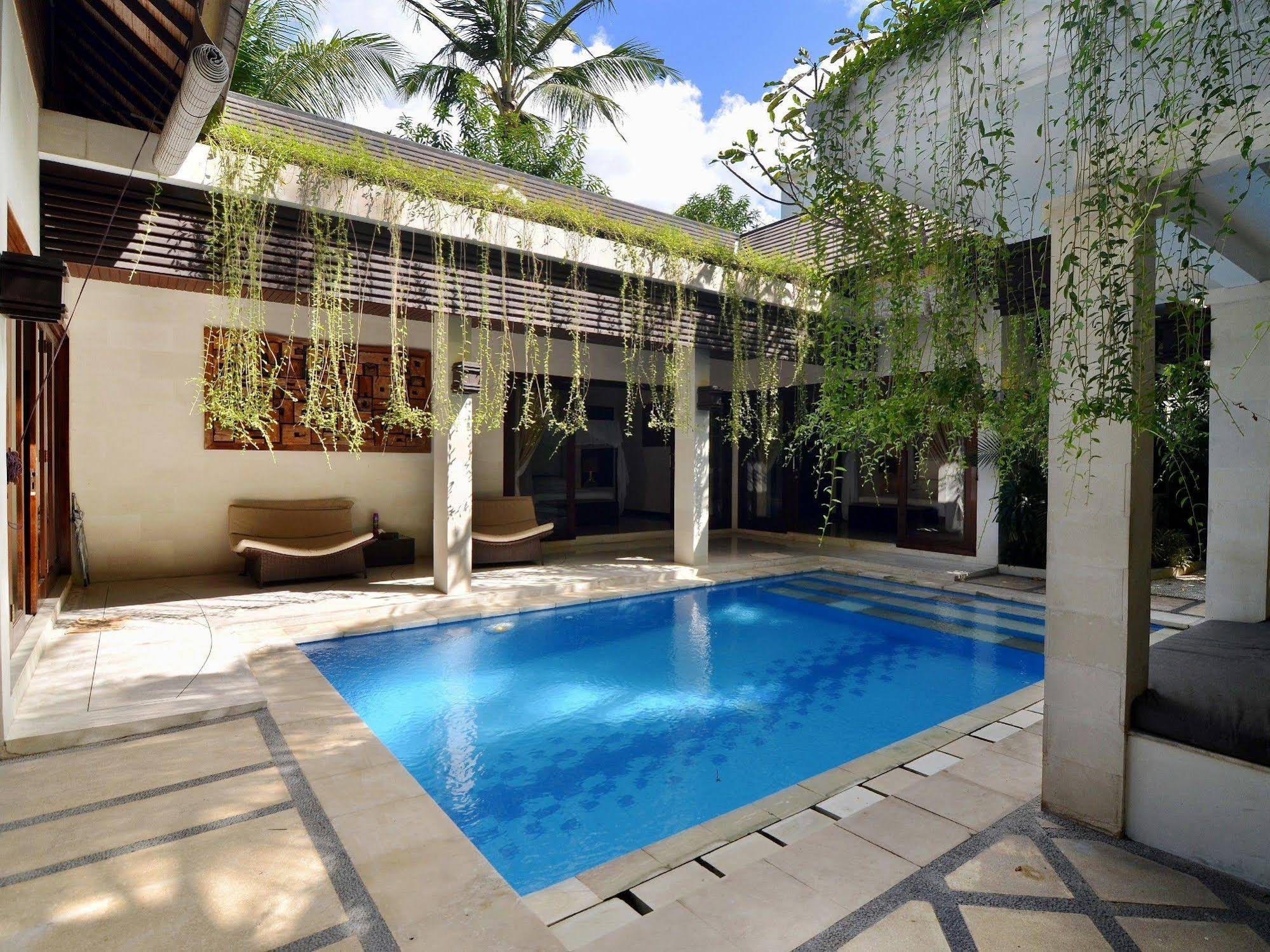 Natayani Villa