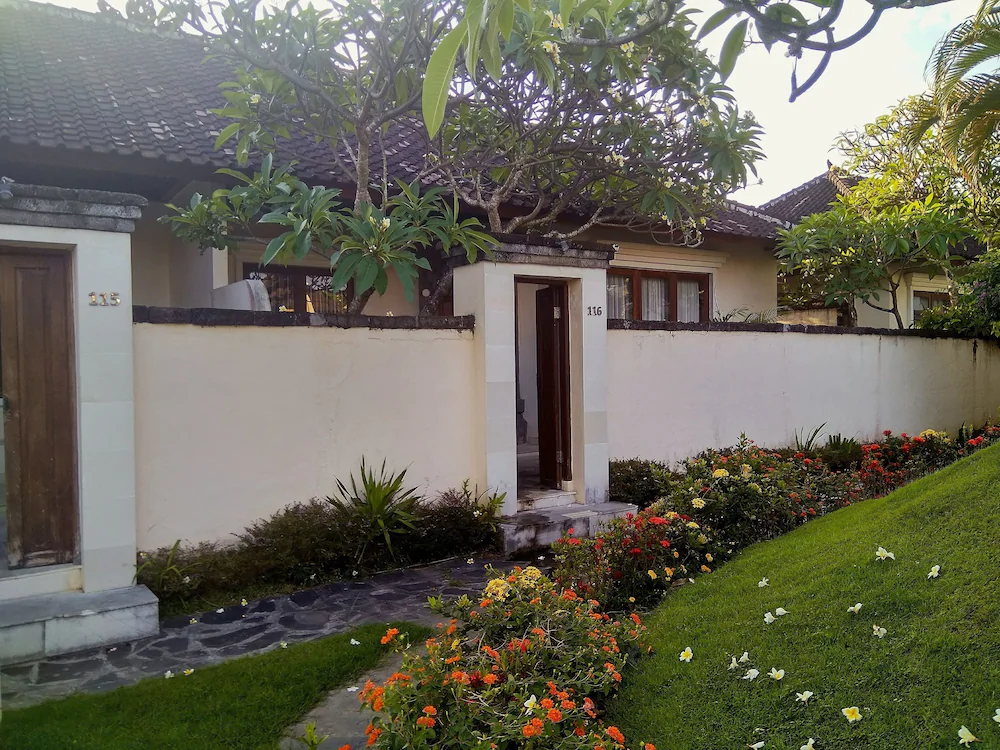 Nipuri Hotel