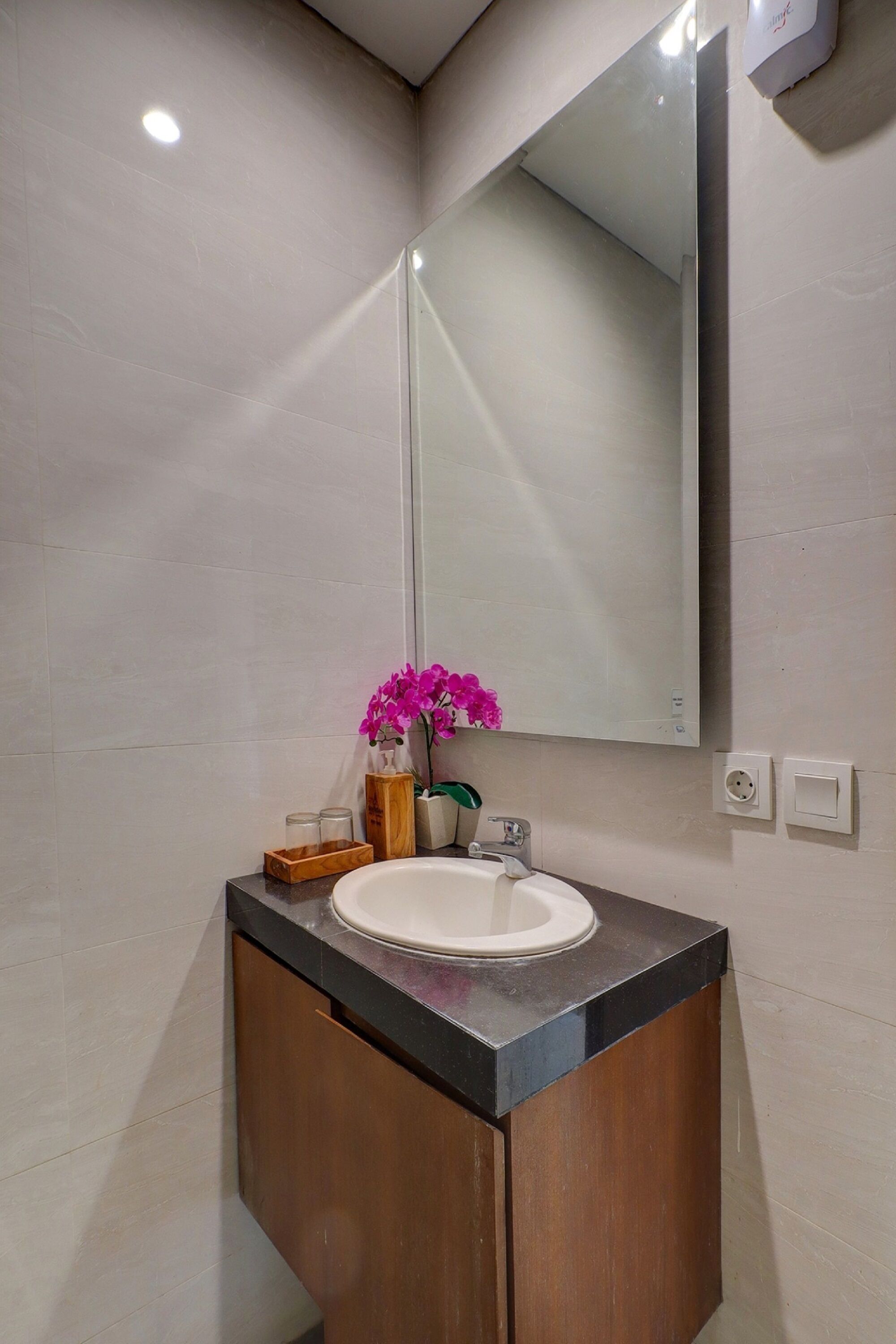 OYO Life 92852 Singgah Hotel Legian