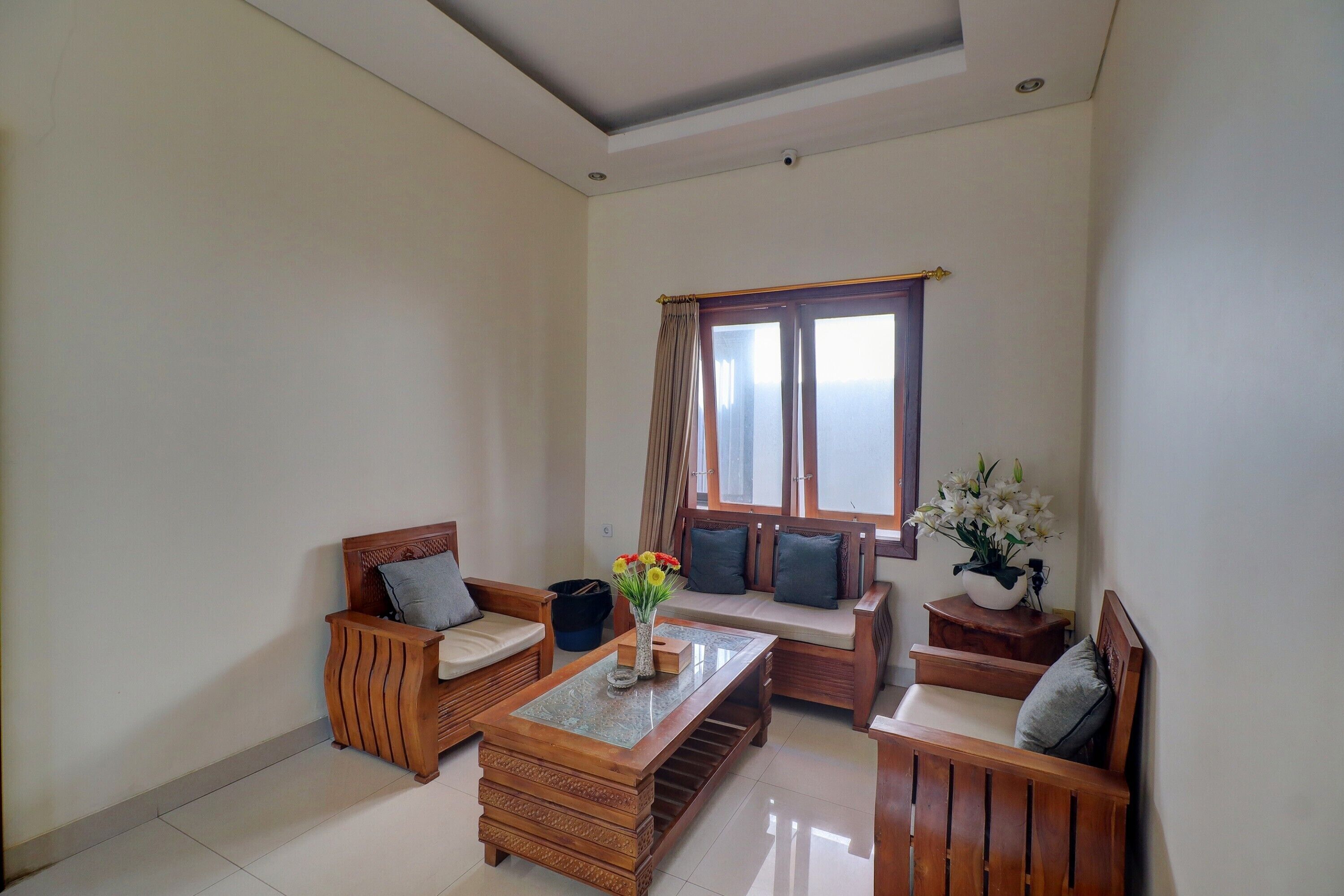 OYO Life 92852 Singgah Hotel Legian