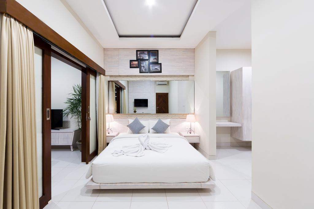 Paisa Seminyak Living