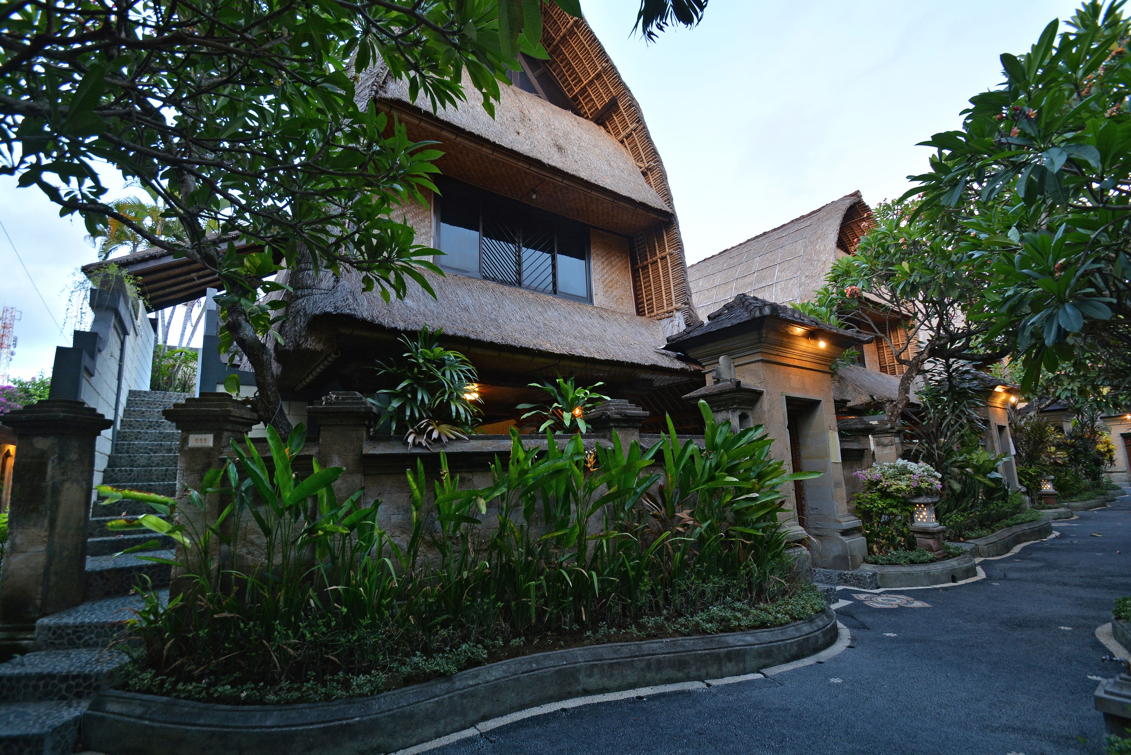 Puri Dewa Bharata Hotel & Villas