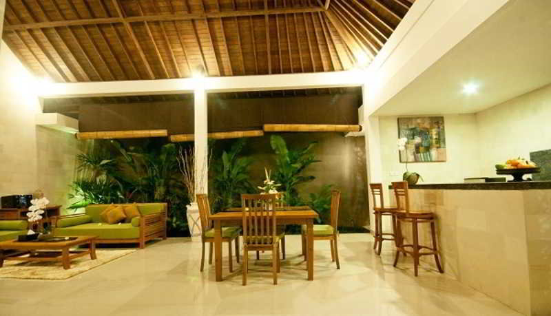 Sandi Agung Villa