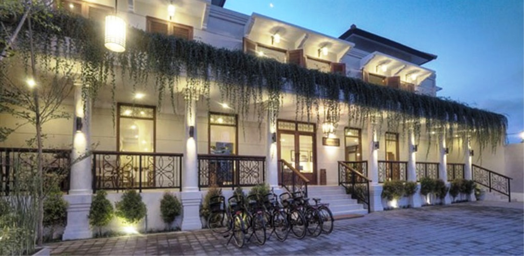 Seminyak Lagoon All Suites Hotel