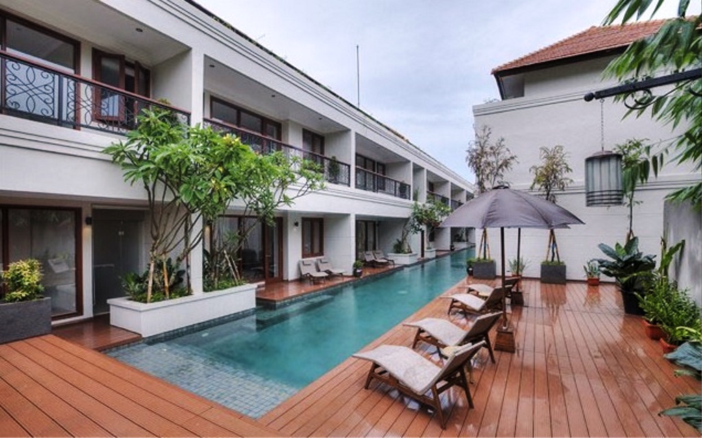 Seminyak Lagoon All Suites Hotel