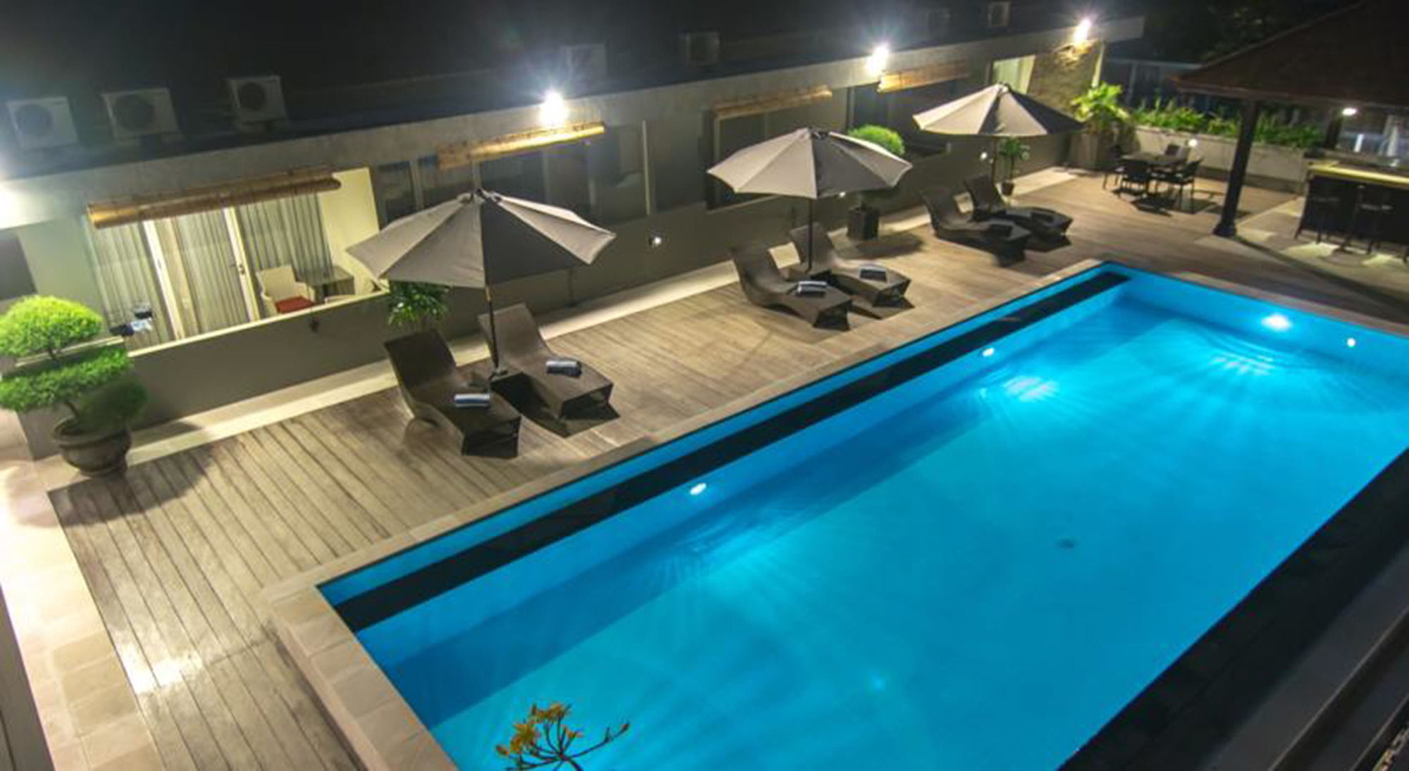 Seminyak Square Hotel
