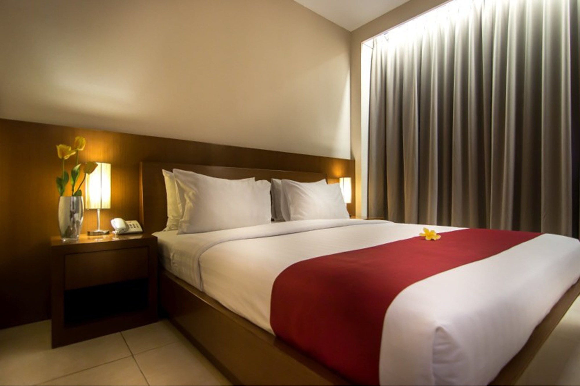 Seminyak Square Hotel