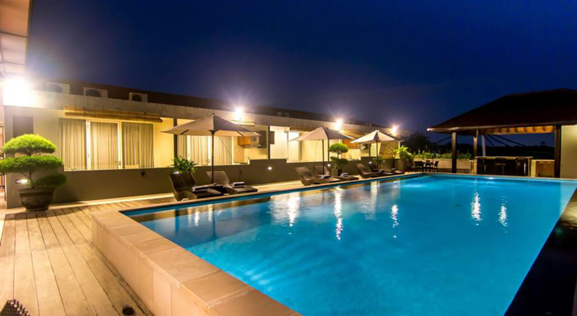 Seminyak Square Hotel