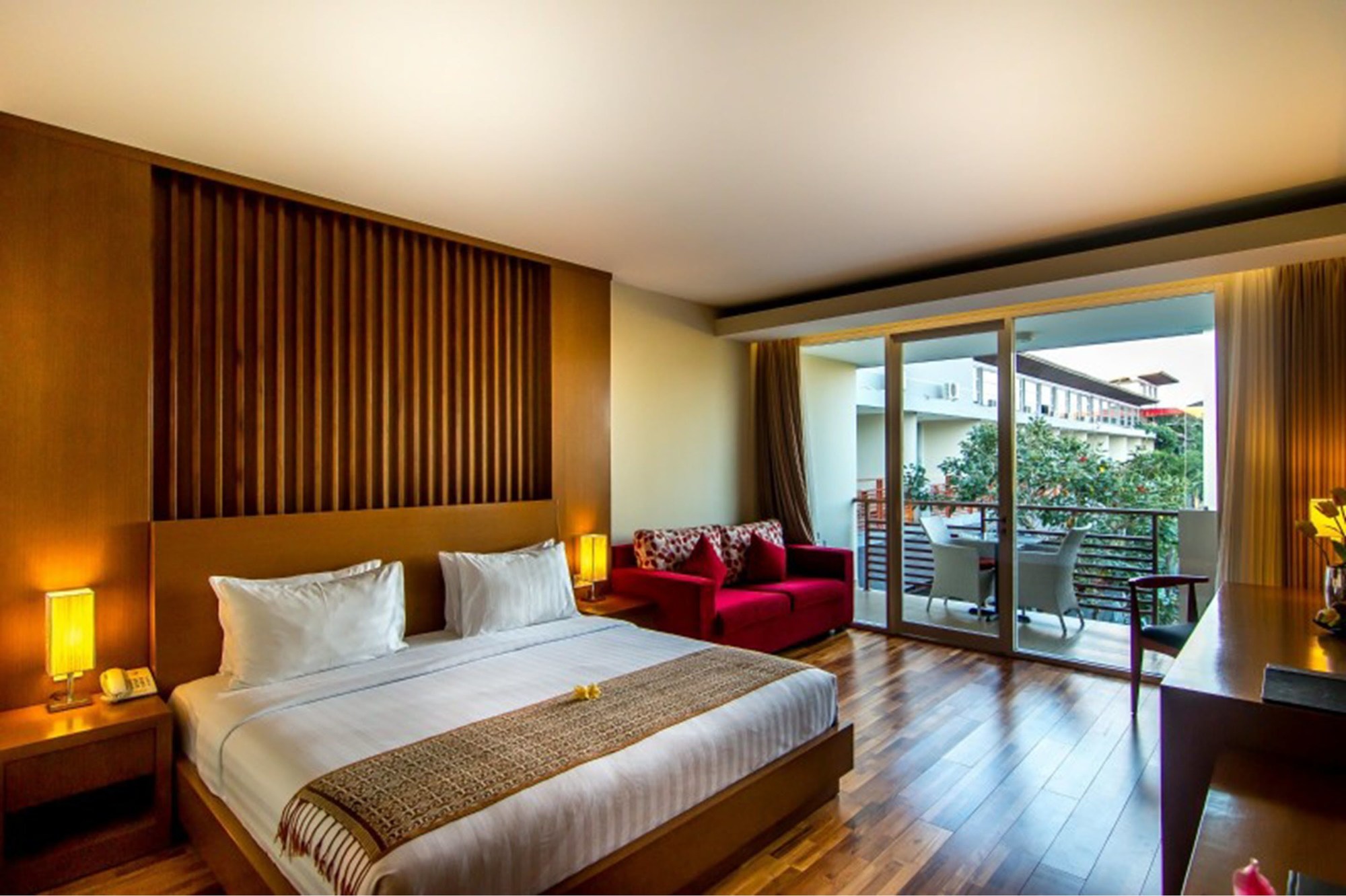 Seminyak Square Hotel